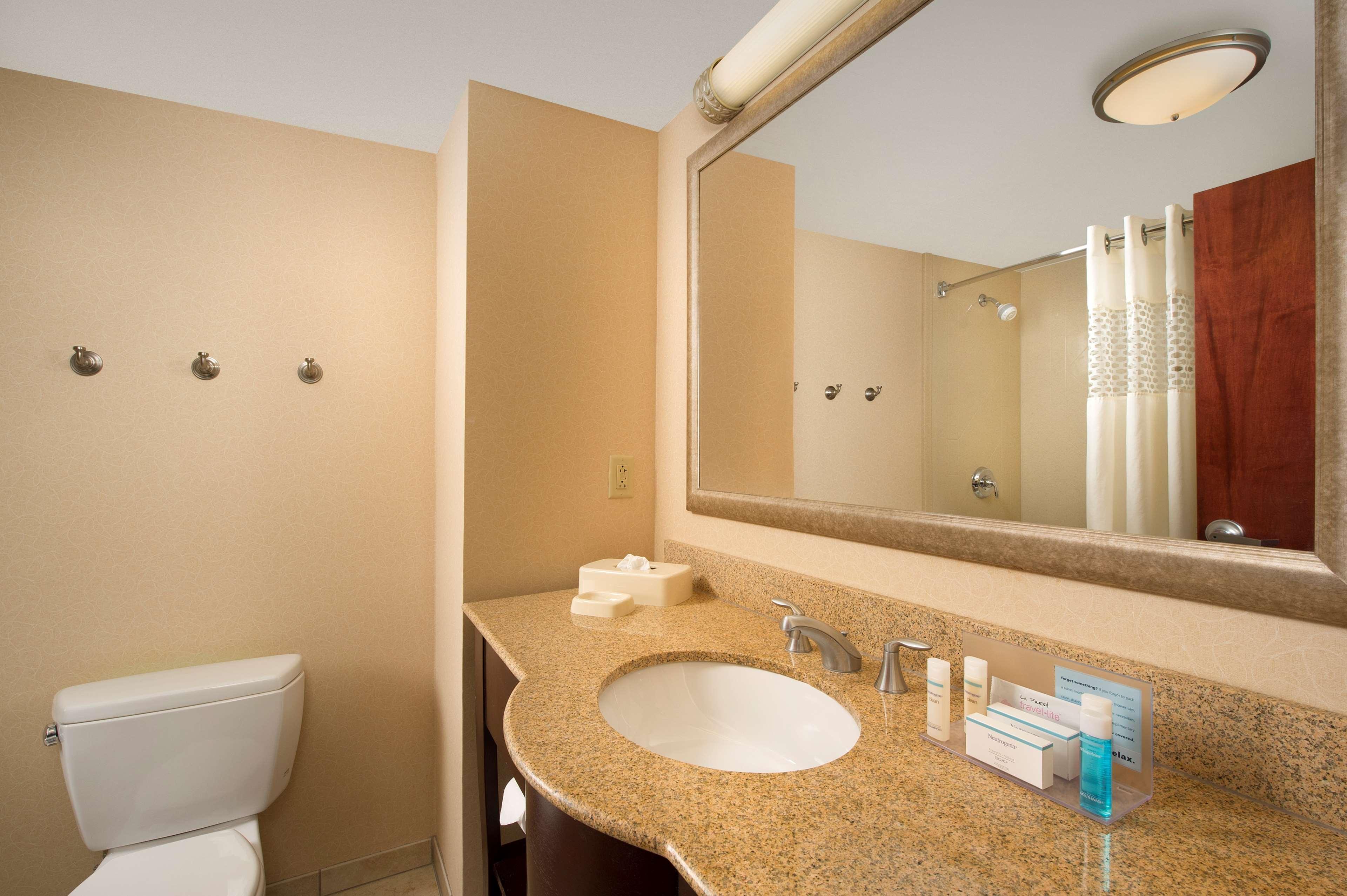 Hampton Inn Syracuse Clay Liverpool Exterior foto