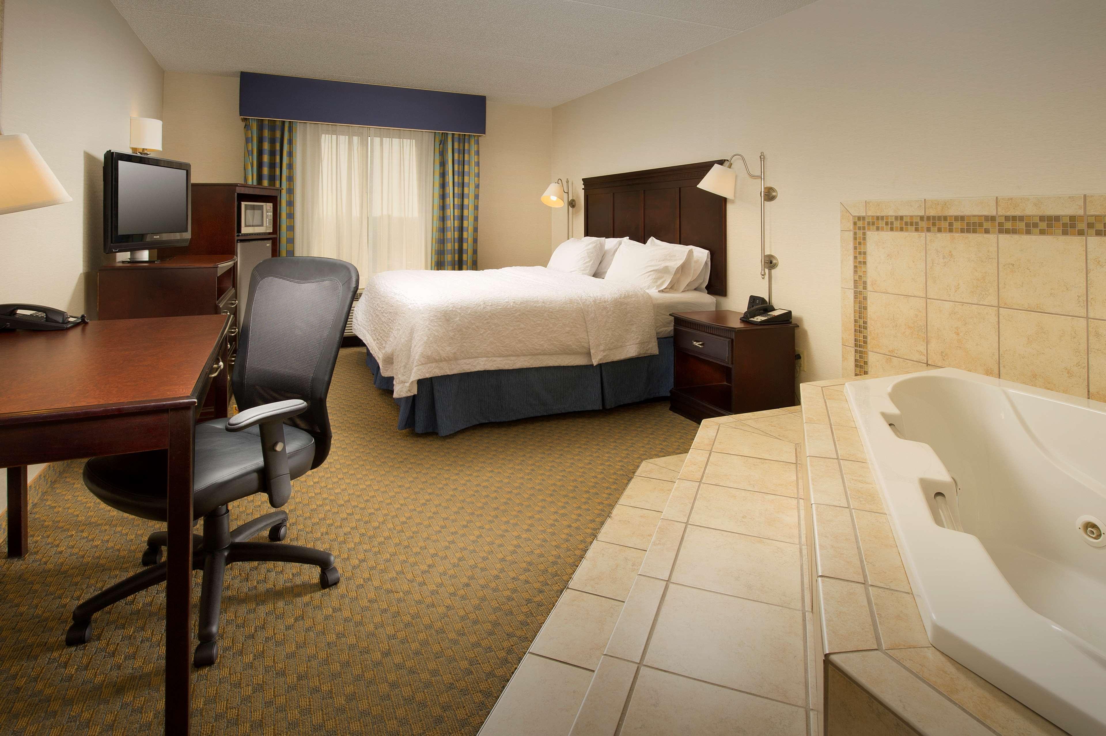 Hampton Inn Syracuse Clay Liverpool Exterior foto