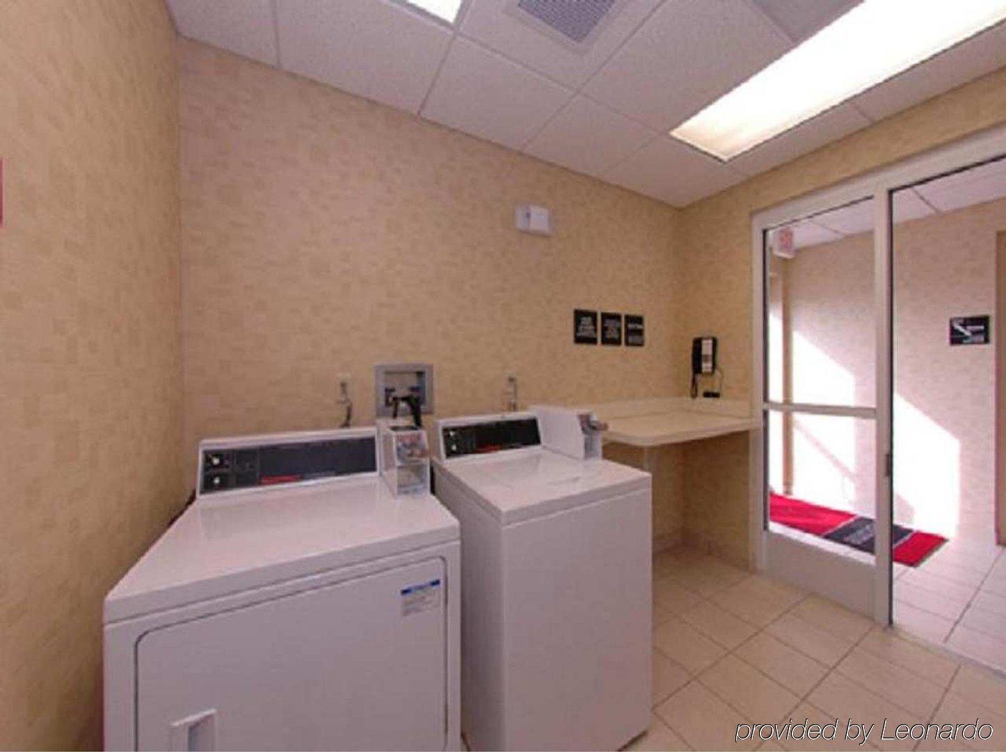 Hampton Inn Syracuse Clay Liverpool Facilidades foto